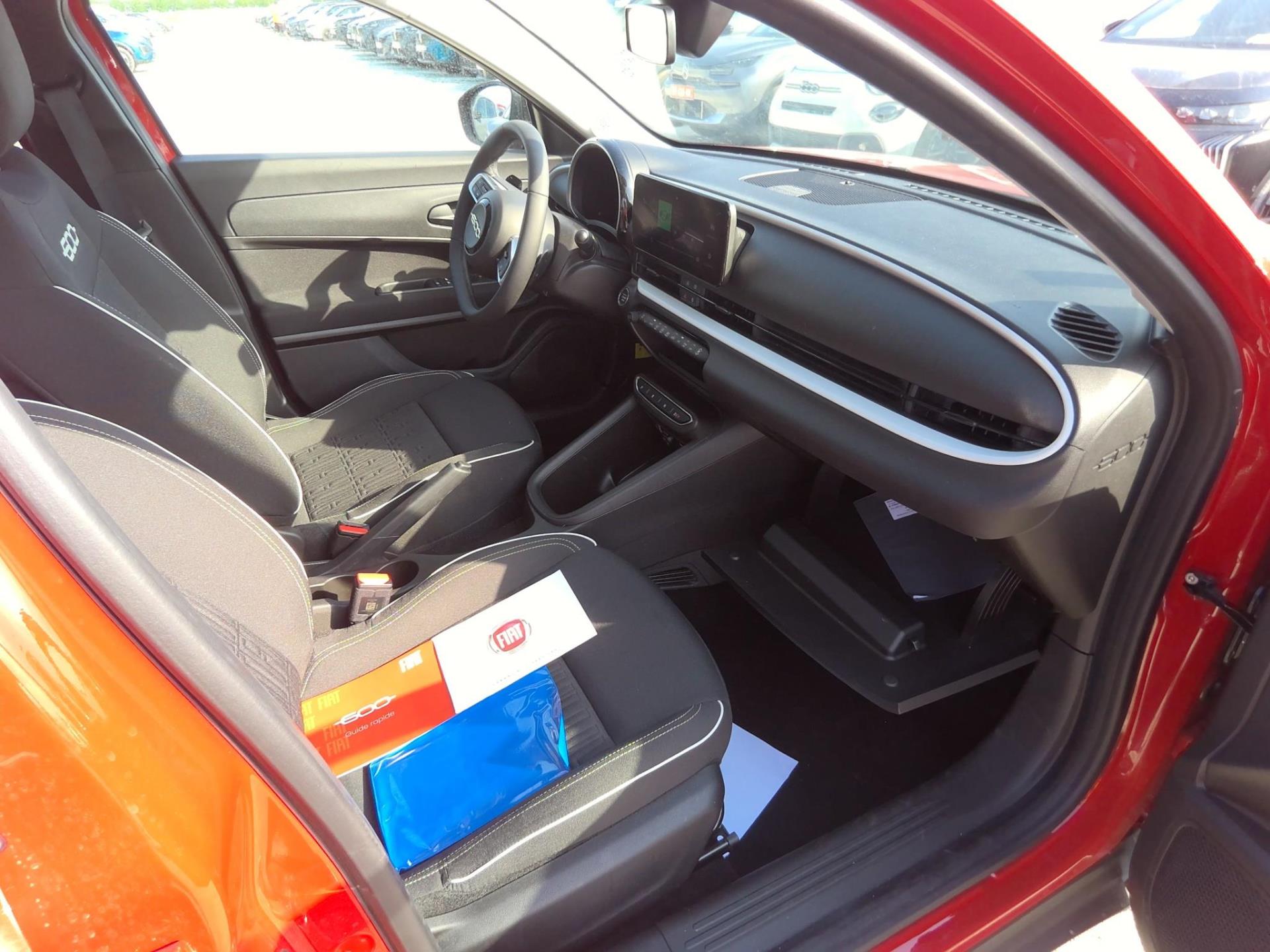 FIAT 600 1.2 Hybrid 136ch DCT6  2024