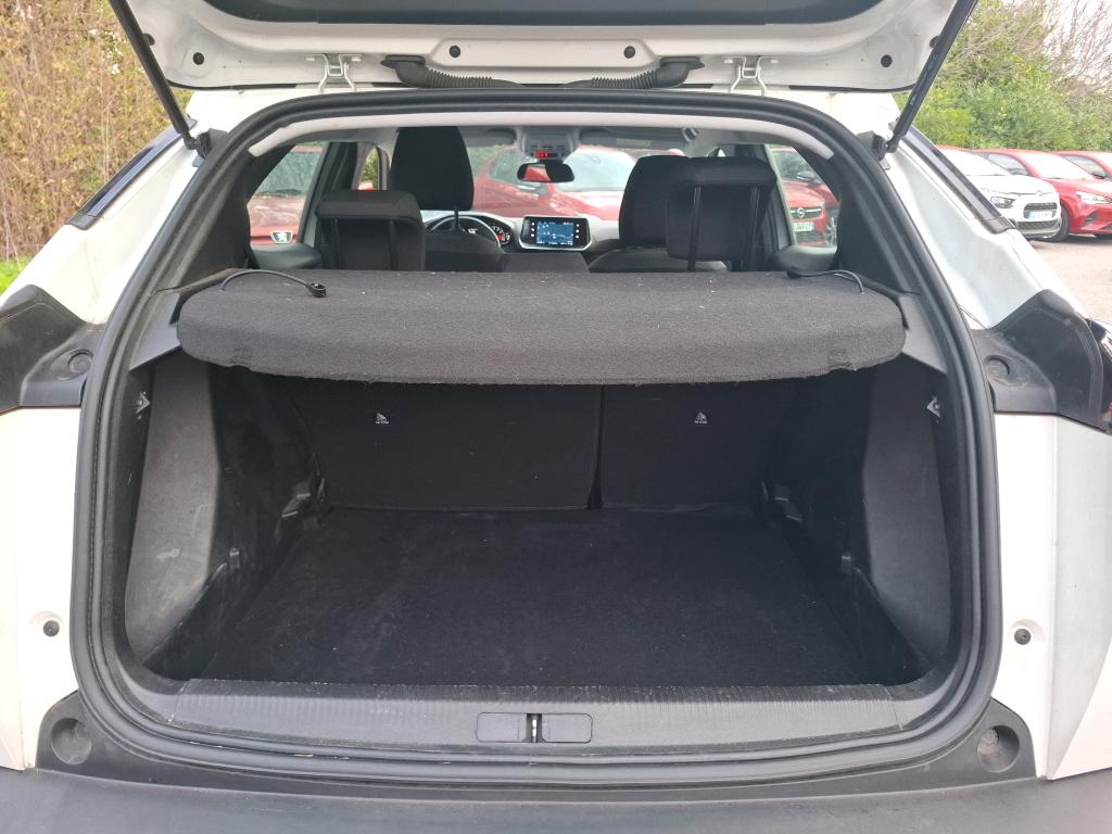 Peugeot 2008 PureTech 130 S&S BVM6 Active Pack 2022