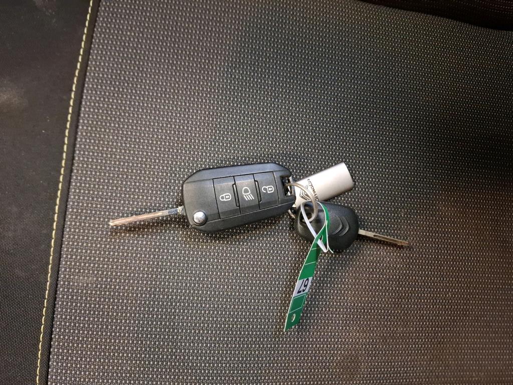 Citroen C3 SOCIETE BLUEHDI 100 S&S BVM6 FEEL BUSINESS R 2021