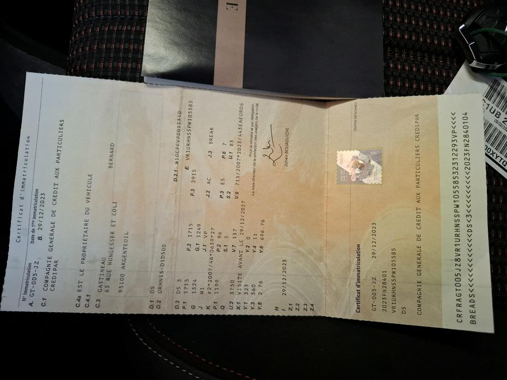 DS DS3 Crossback PureTech 130 EAT8 Performance Line+ 2023