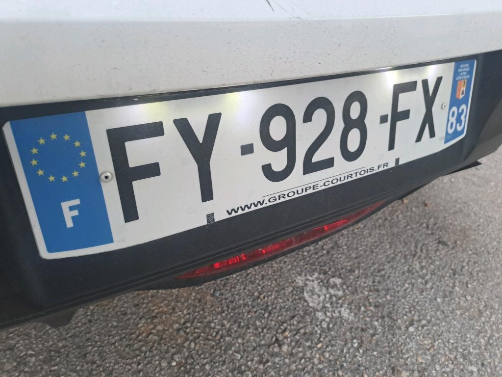Peugeot 208 BLUEHDI 100 S&S BVM6 PREMIUM PACK 2021