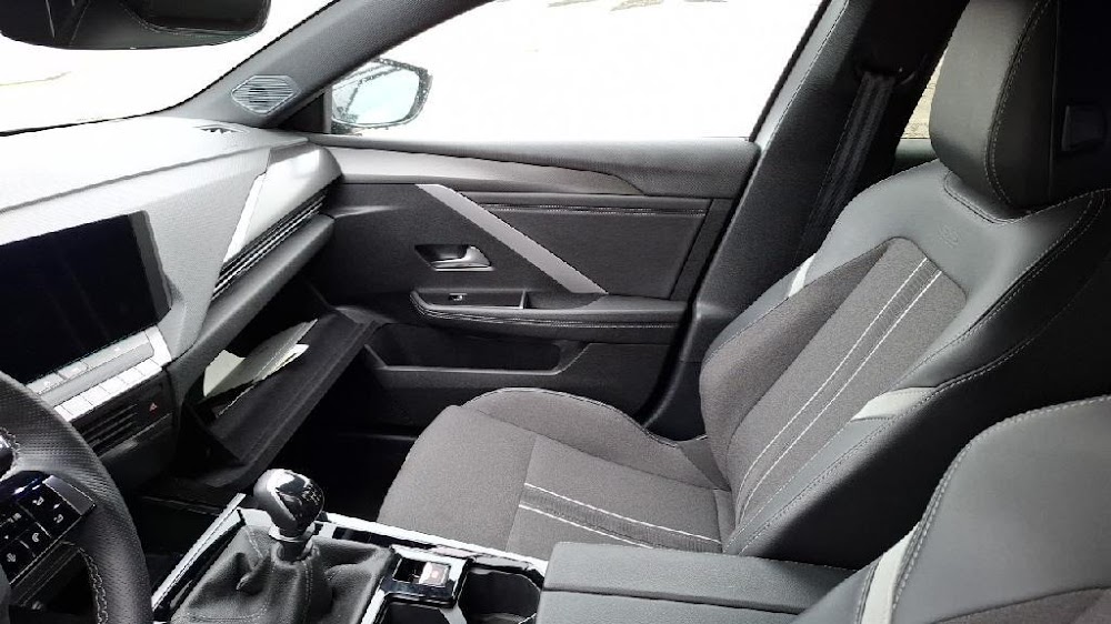 Foto Opel Astra 9