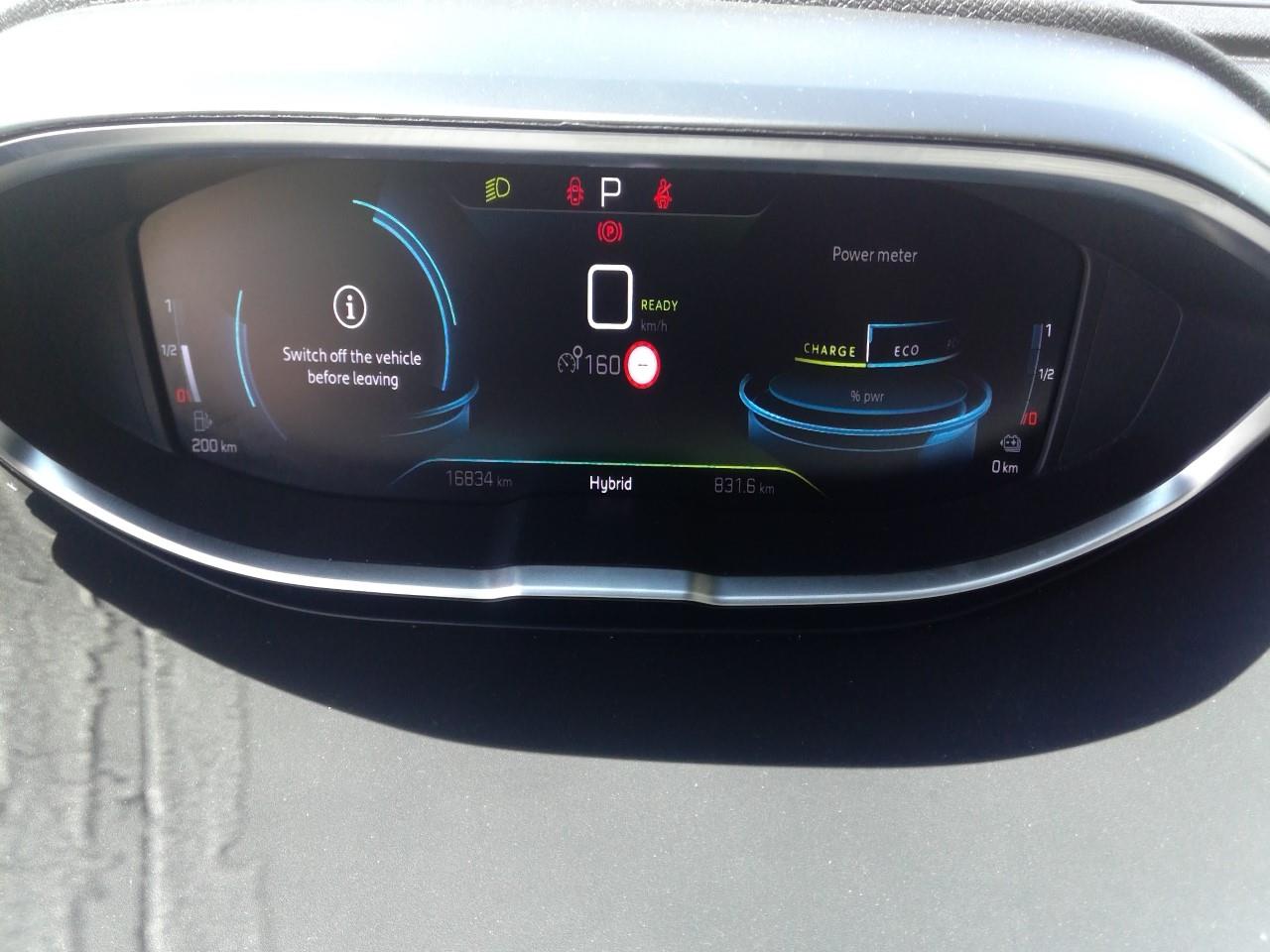 Foto Peugeot 3008 Hybrid 5