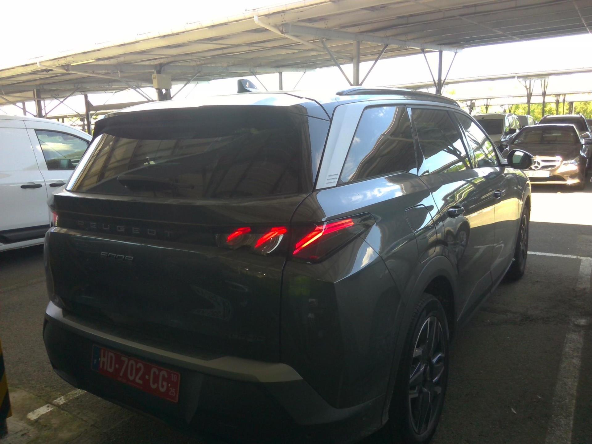 Peugeot 5008 Hybrid 145 e-DCS6 GT 2025