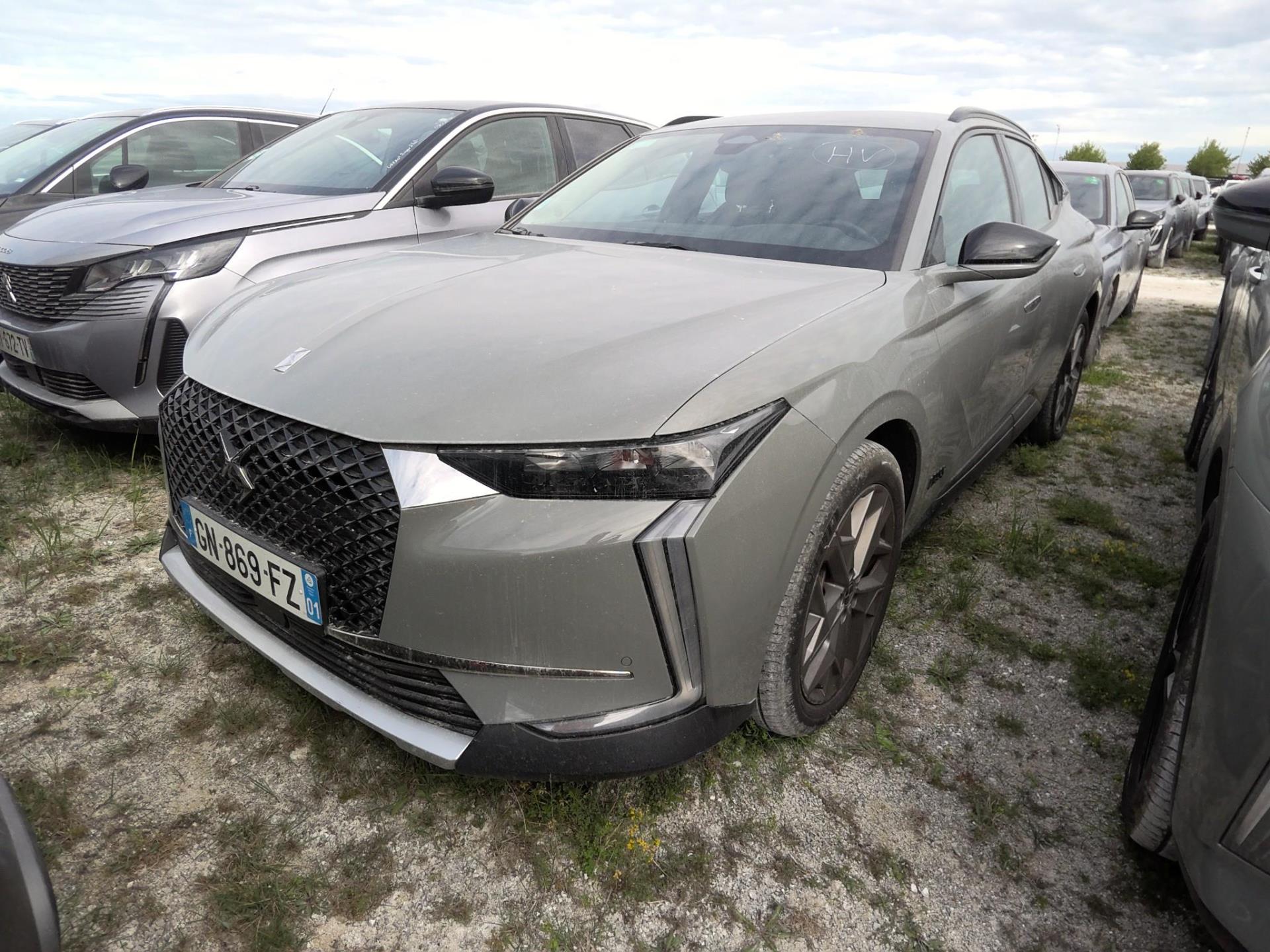 DS DS 4 Hybride E-Tense 225 EAT8 Cross Trocadero 2023