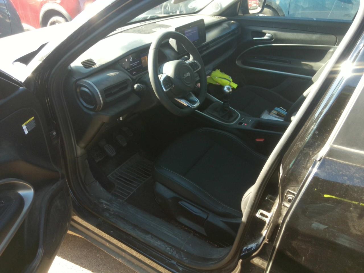 Foto Jeep AVENGER 3