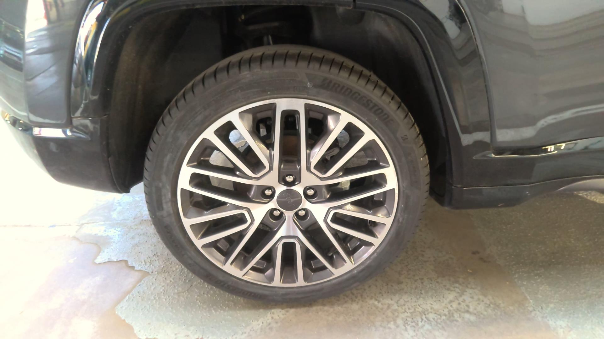 JEEP Compass 1.5 Turbo T4 130 ch BVR7 e-Hybrid Summit 2025