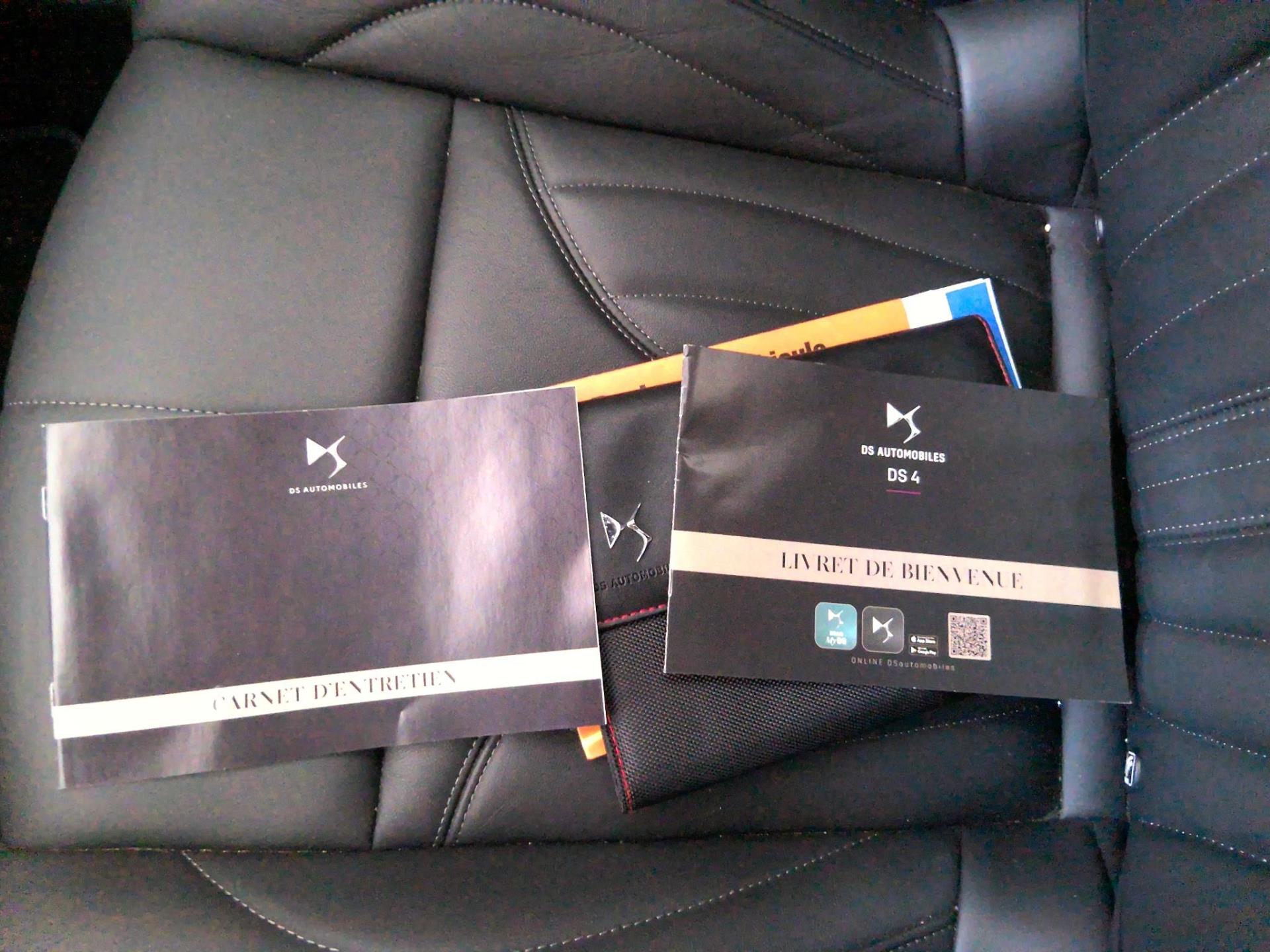DS DS 4 BlueHDi 130 EAT8 Rivoli 2023