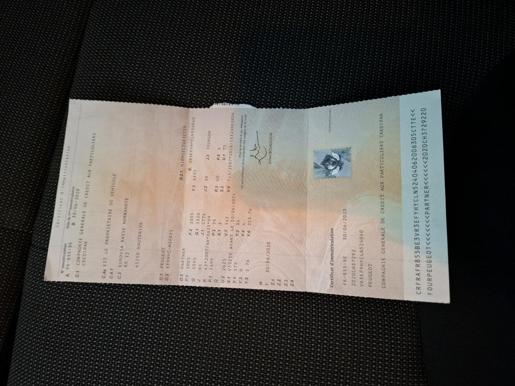 Peugeot PARTNER FOURGON STANDARD 650 KG BLUEHDI 100 S&S BVM5 PREMIUM 2020