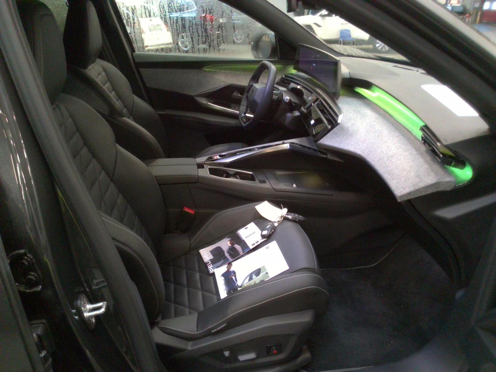 Peugeot 5008 Electrique 73 kWh 210 ch GT 2024