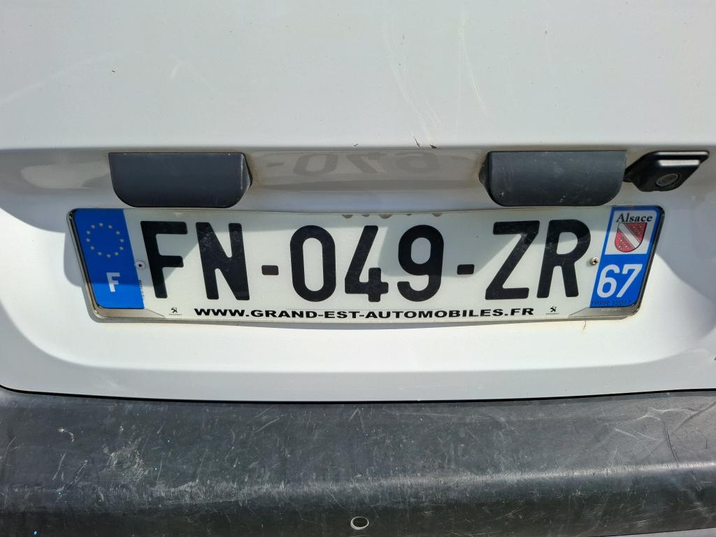 Peugeot PARTNER FOURGON STANDARD 650 KG BLUEHDI 100 S&S BVM5 PREMIUM 2020