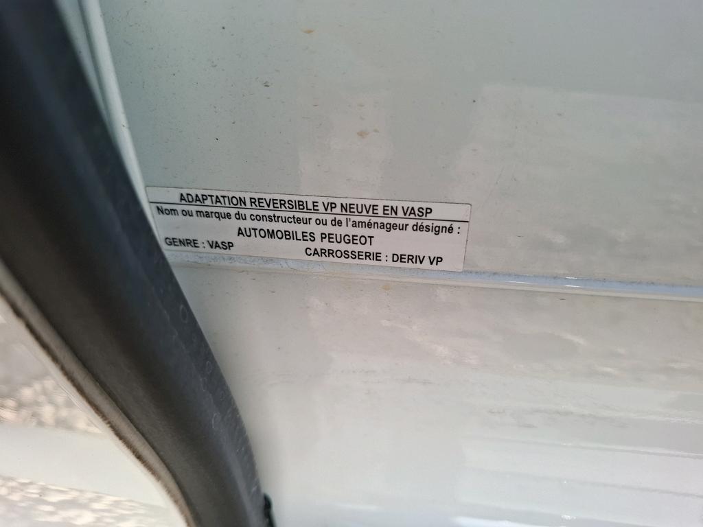 Peugeot 208 BLUEHDI 100 S&S BVM6 PREMIUM 2022