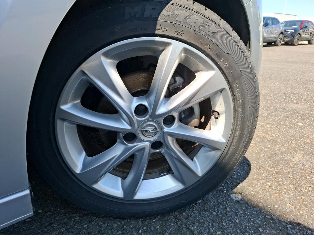 Opel Corsa 1.2 75 ch BVM5 Elegance Business 2022