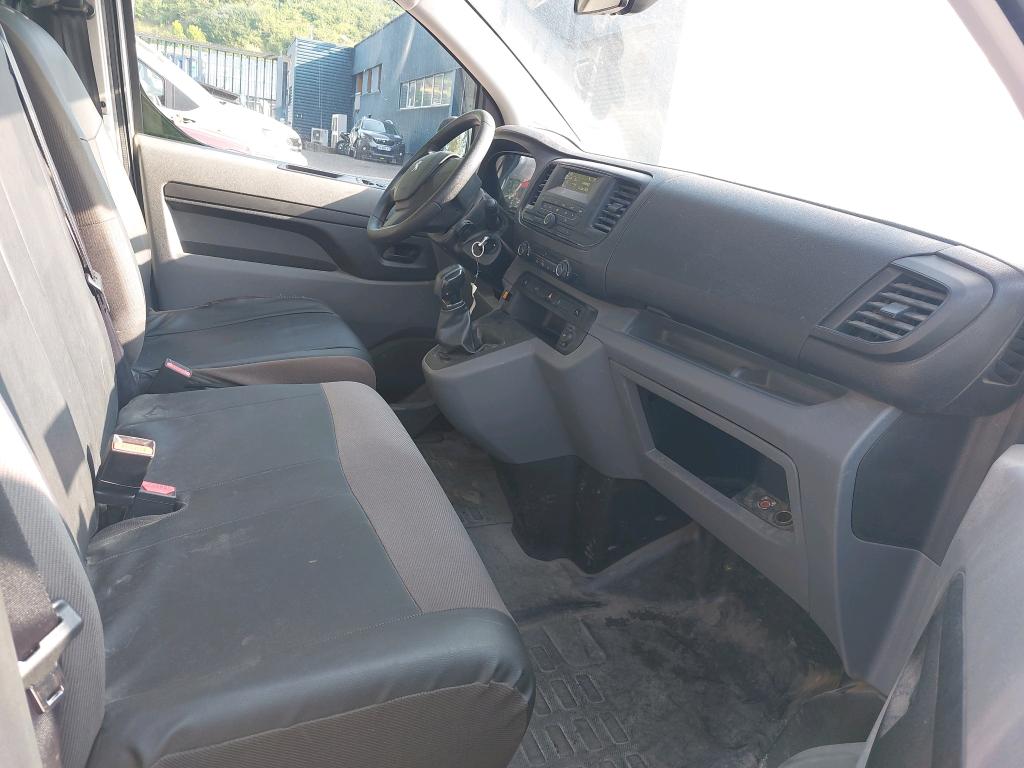Peugeot EXPERT FGN TOLE STANDARD BLUEHDI 95 BVM5 PREMIUM 2018