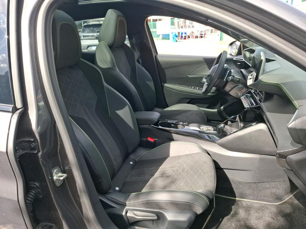Peugeot 208 PureTech 130 S&S EAT8 GT Pack 2022