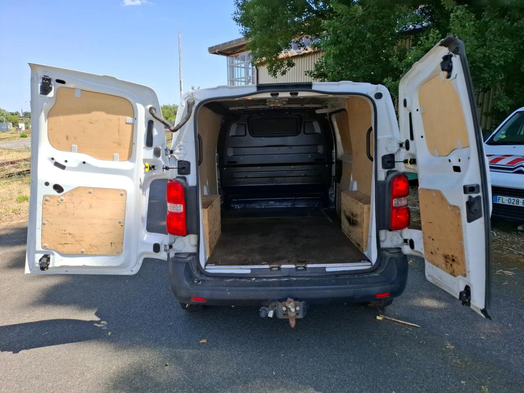 Peugeot EXPERT FGN TOLE STANDARD 2.0  BLUEHDI 120 S&S BVM6 PREMIUM 2018