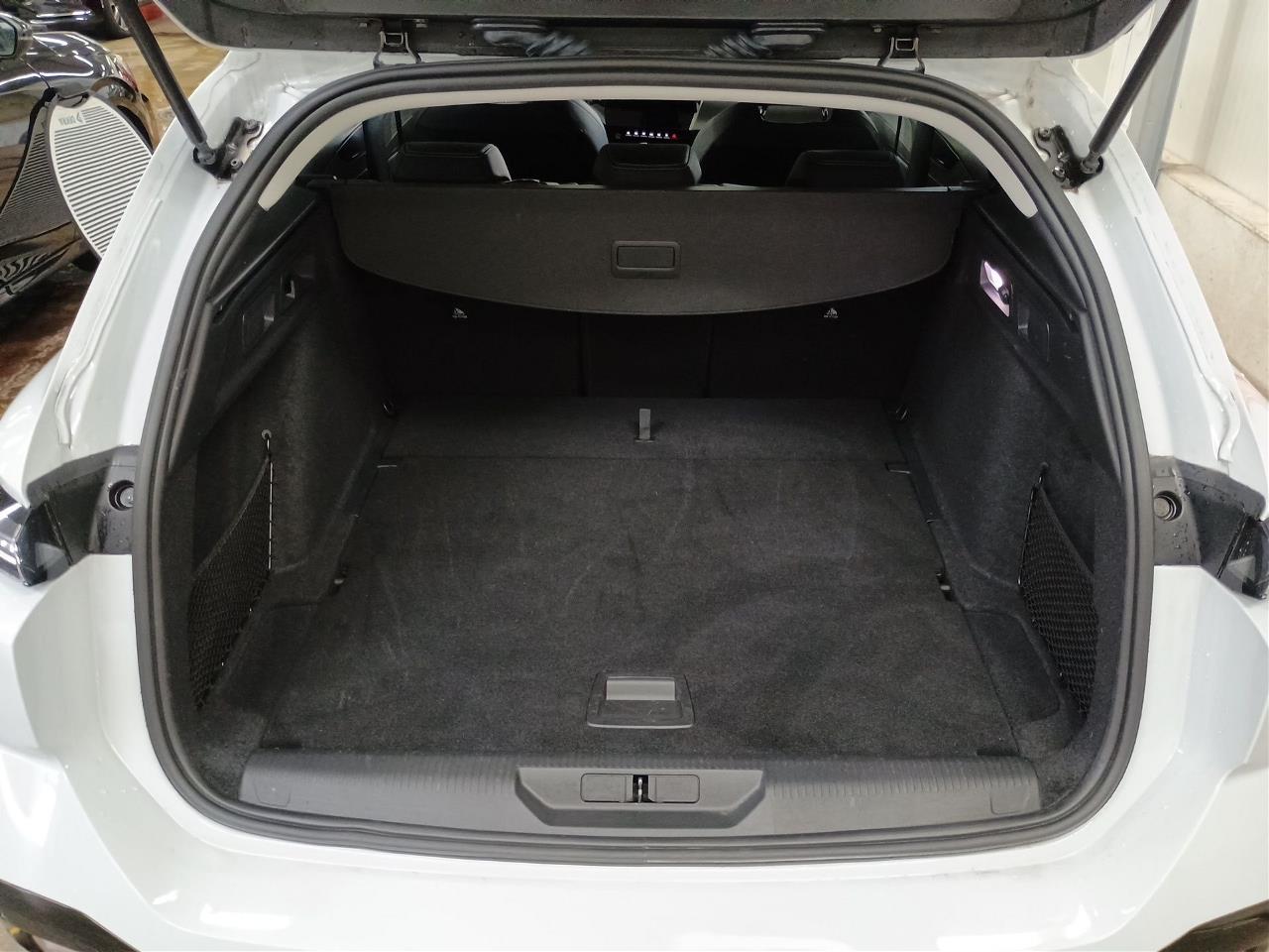 Peugeot 308 III