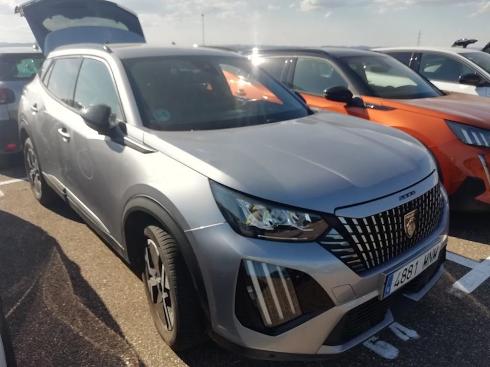 Foto Peugeot 2008 4