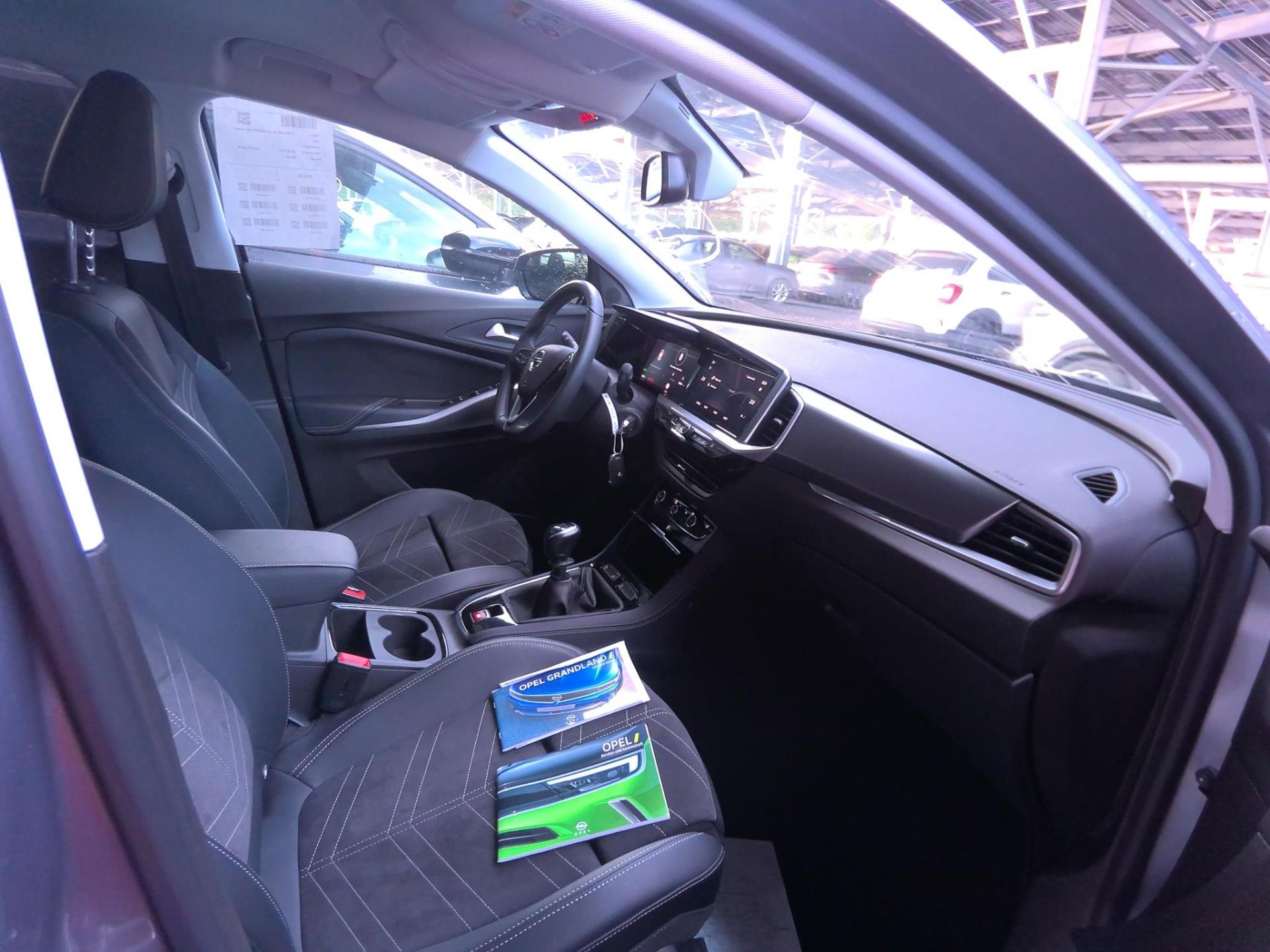 Opel Grandland 1.2 Turbo 130 ch Elegance Business 2023