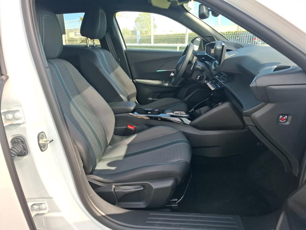 Peugeot 2008 PureTech 130 S&S EAT8 Allure Pack 2023
