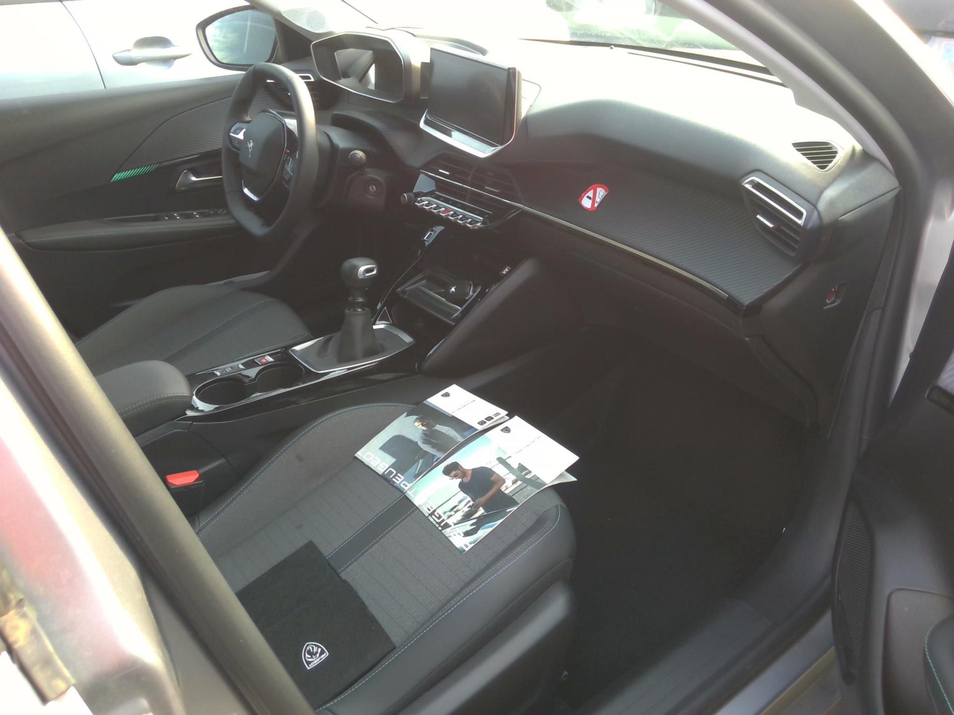Peugeot 208 PureTech 100 S&S BVM6 Allure Pack 2023