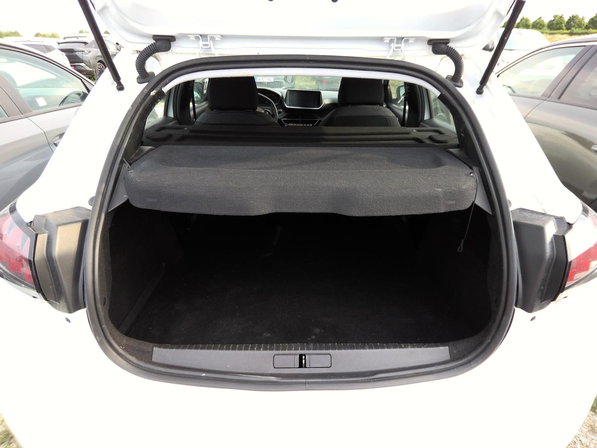 Peugeot 208 BLUEHDI 100 S&S BVM6 PREMIUM 2023