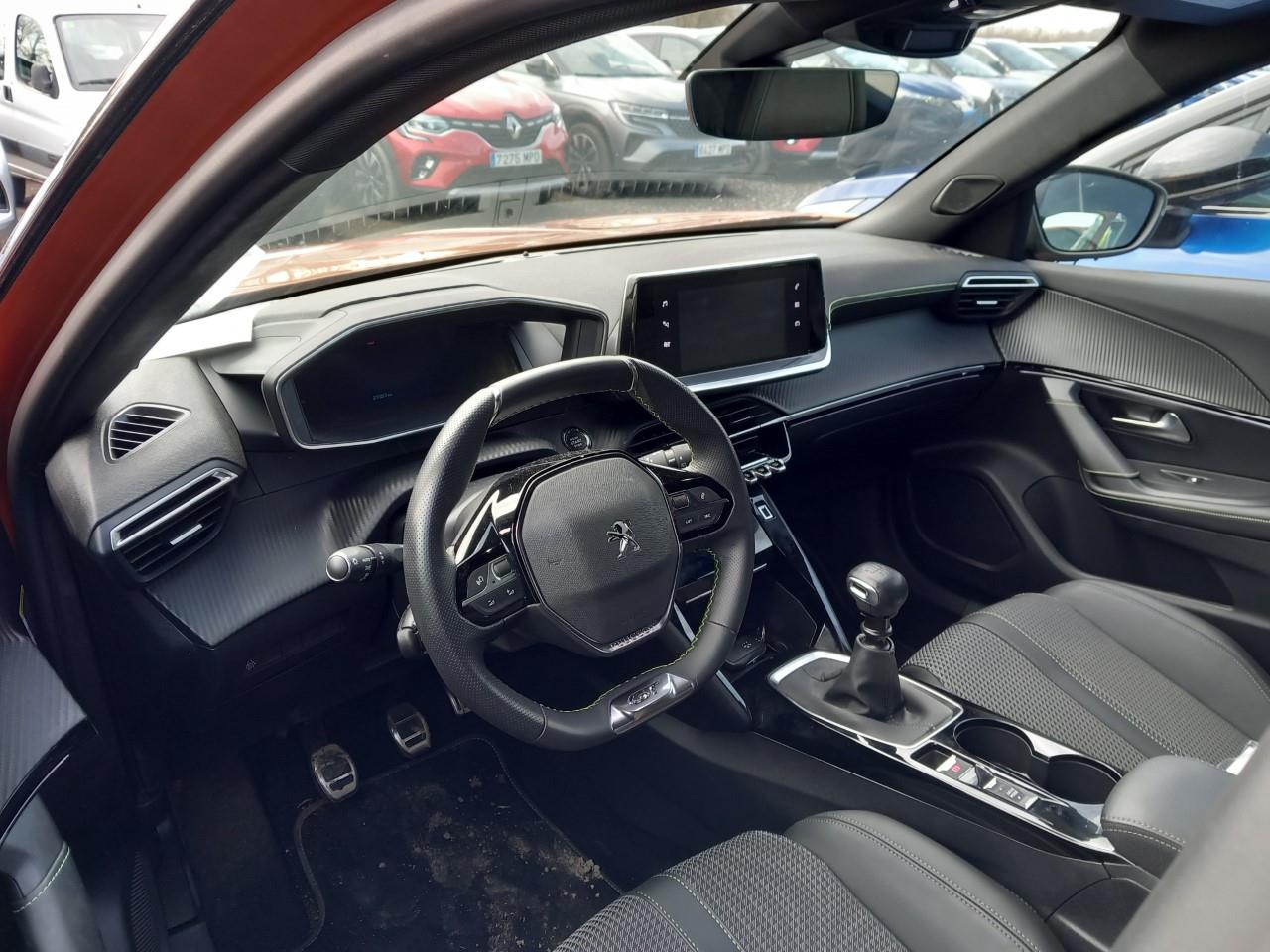 Foto Peugeot 2008 3