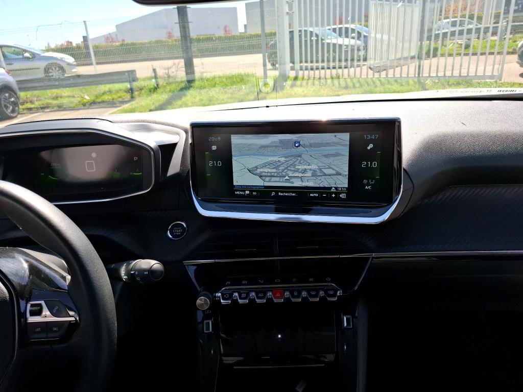 Peugeot 2008 BlueHDi 130 S&S EAT8 Allure Business 2021