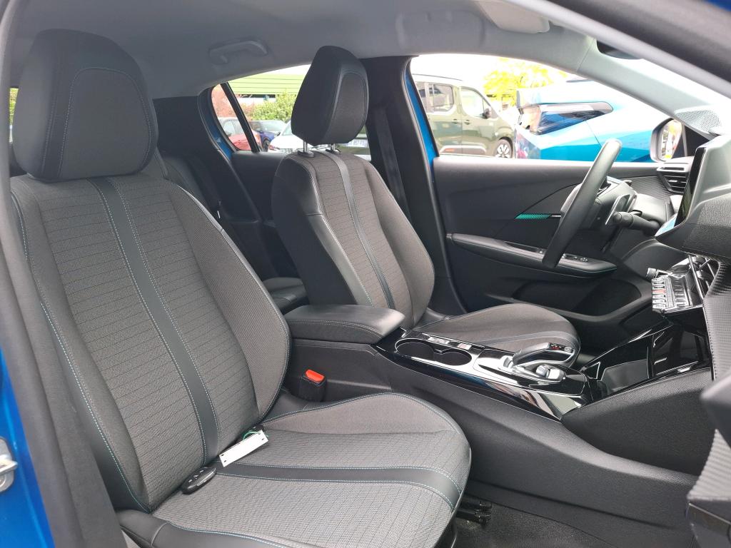 Peugeot 208 PureTech 100 S&S EAT8 Allure 2022