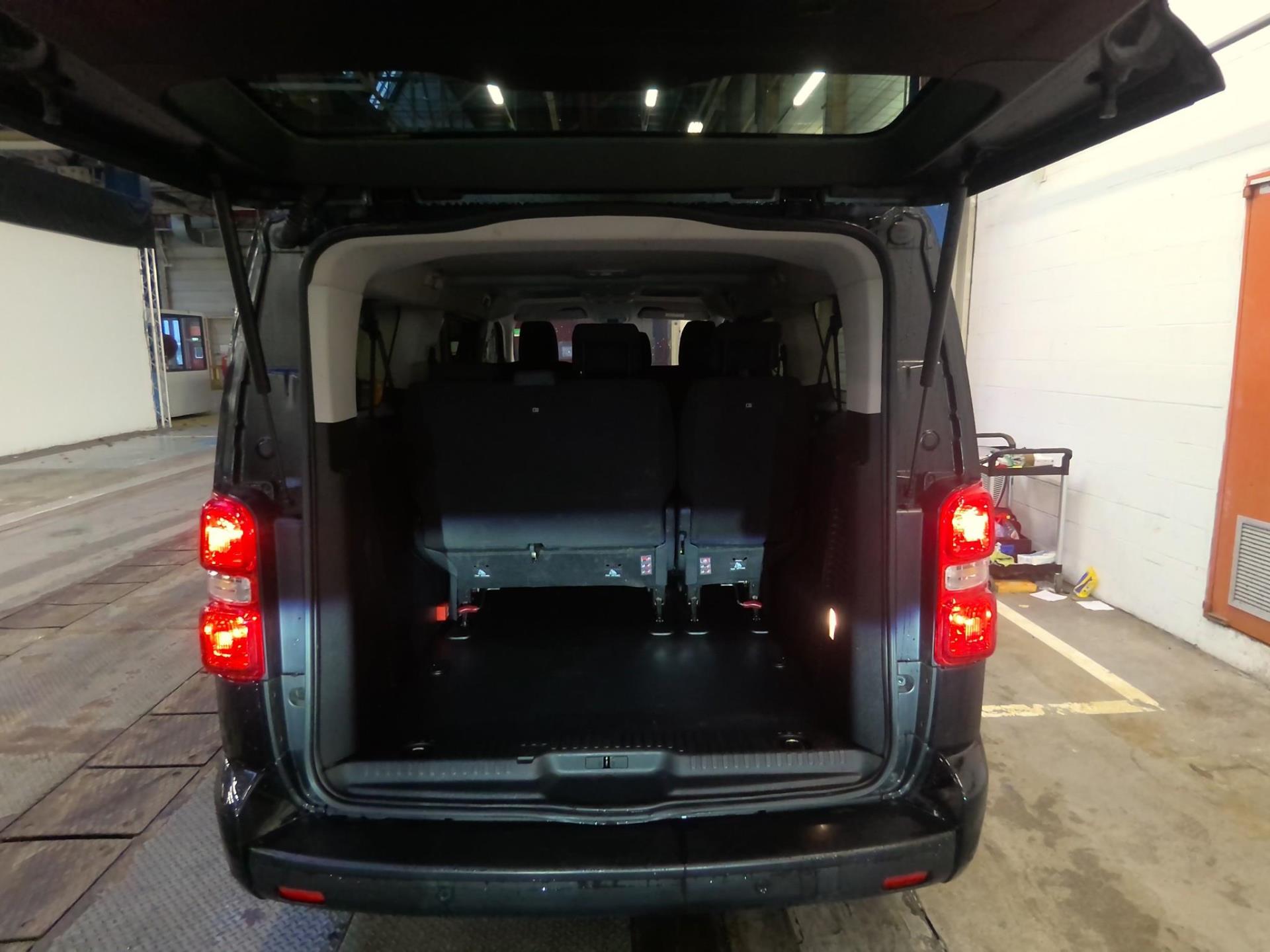 Citroen SpaceTourer XL BlueHDi 180 S&S EAT8 Business 2024