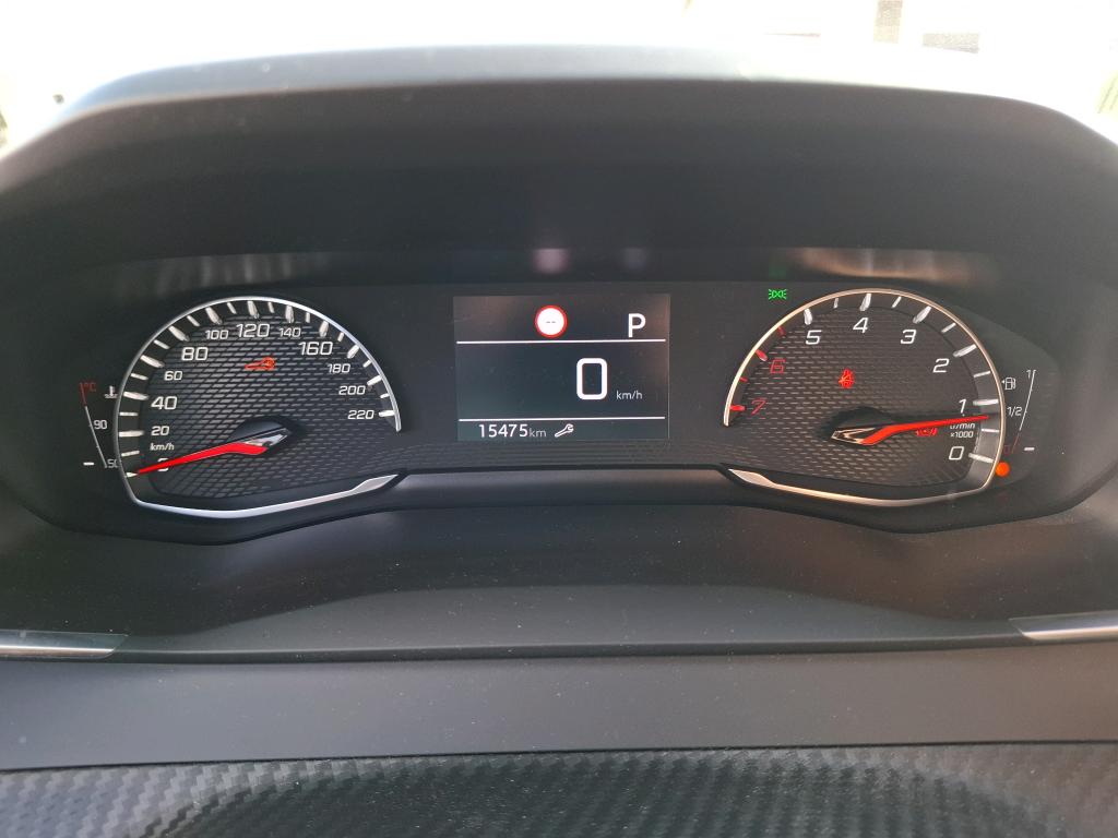Peugeot 2008 BlueHDi 130 S&S EAT8 Allure 2021