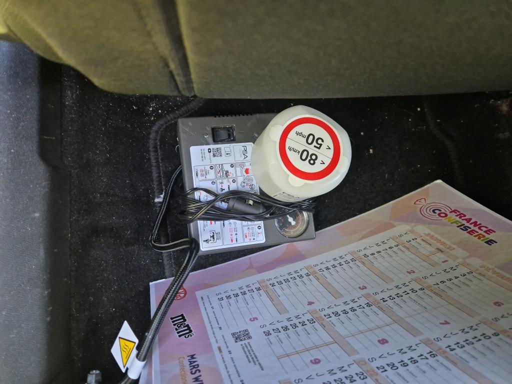 Citroen C4 SOCIETE BLUEHDI 130 S&S EAT8 FEEL NAV BUSINESS R 2022