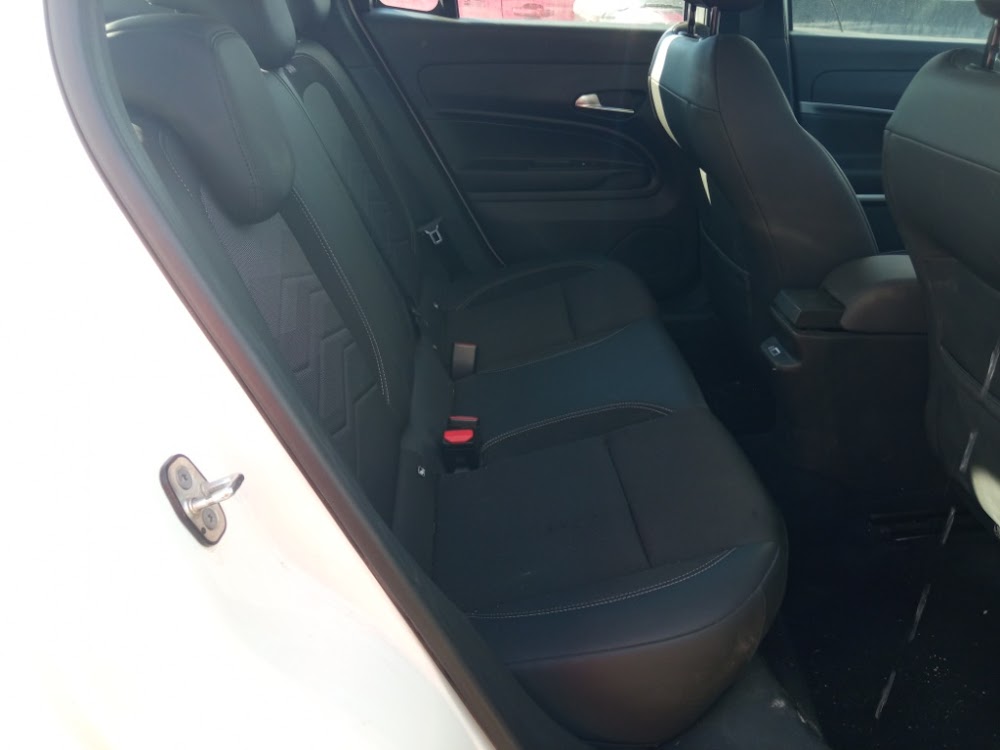 Foto Jeep AVENGER 10