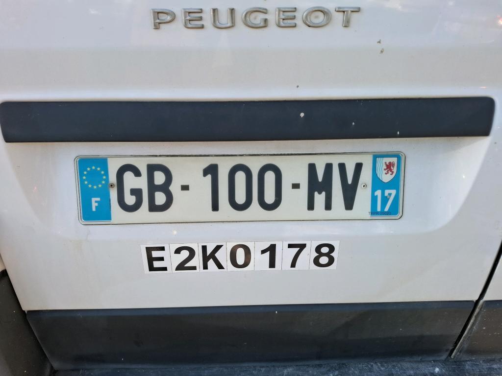 Peugeot BOXER TOLE 335 L2H2 BLUEHDI 120 S&S ASPHALT 2021