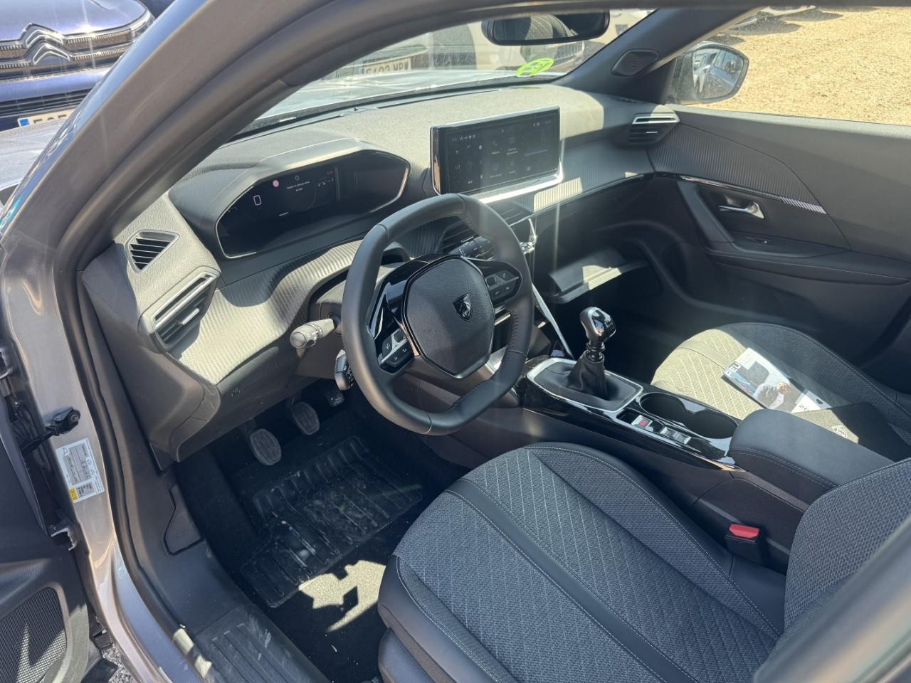 Foto Peugeot 2008 5