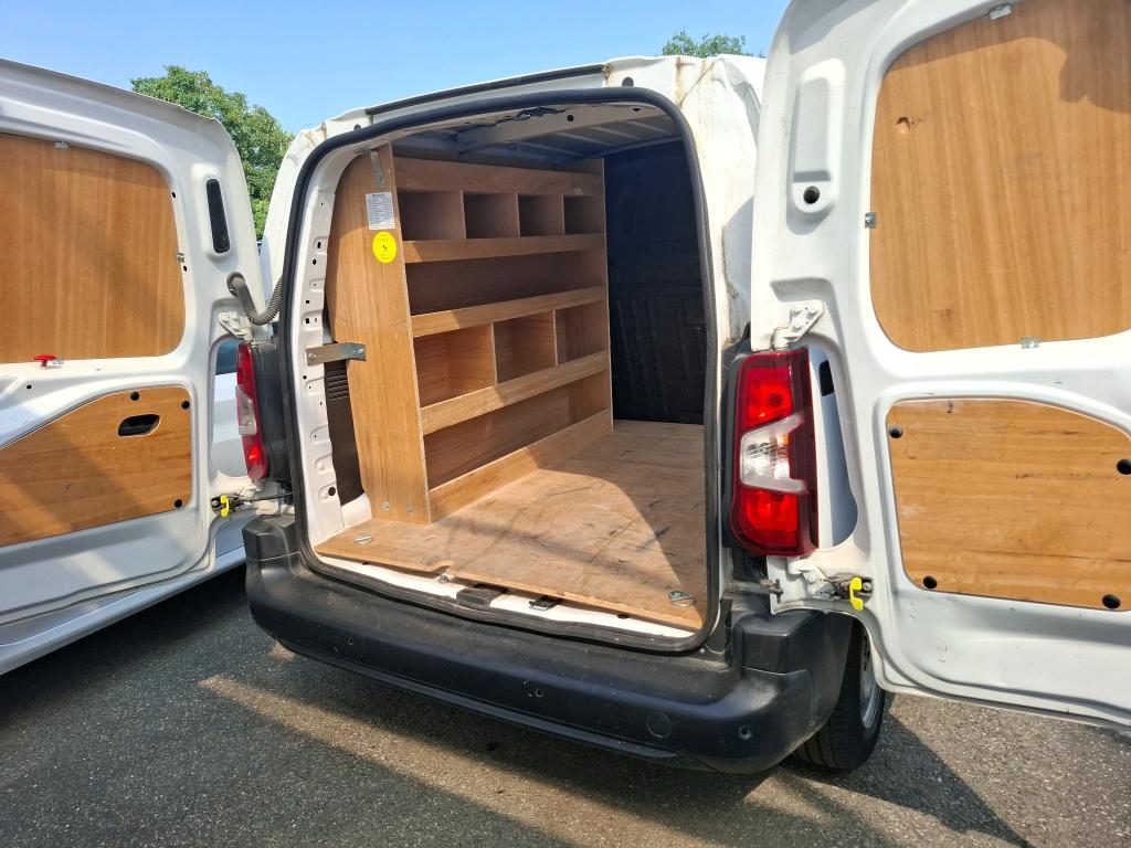 Peugeot PARTNER FOURGON STANDARD 650 KG BLUEHDI 100 S&S BVM5 ASPHALT 2020