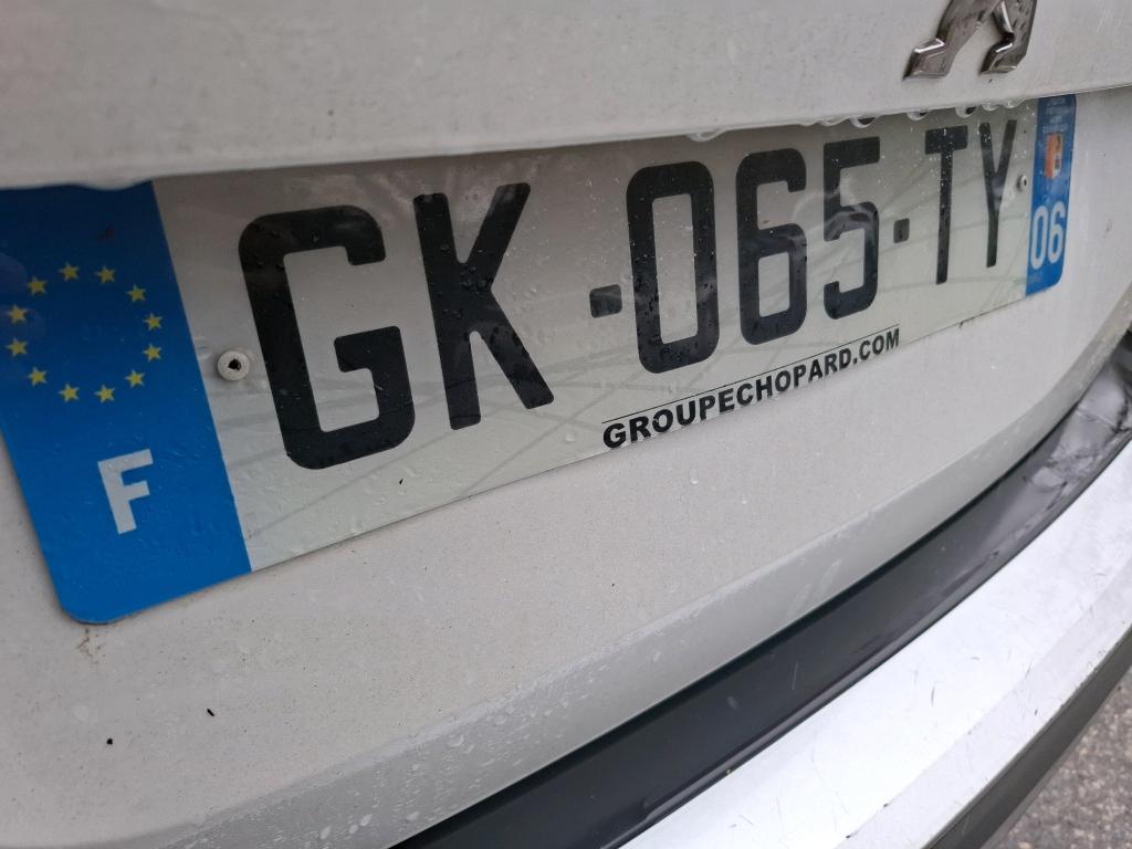 Peugeot 2008 PureTech 130 S&S BVM6 Active Pack 2022