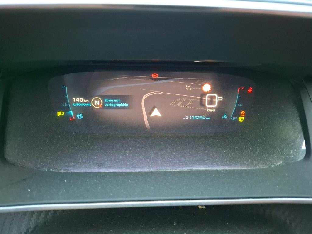 Peugeot 2008 PureTech 130 S&S EAT8 Allure Business 2021