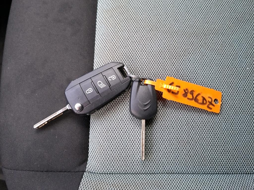 Citroen Berlingo Taille XL 7pl PureTech 130 S&S EAT8 Feel Pack 2022