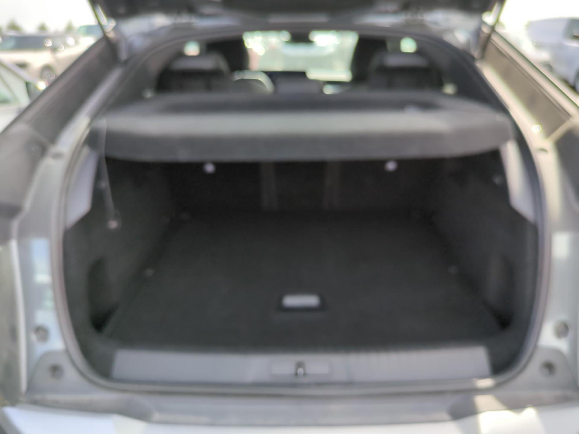 Peugeot 3008 Hybrid 136 e-DCS6 Allure 2024