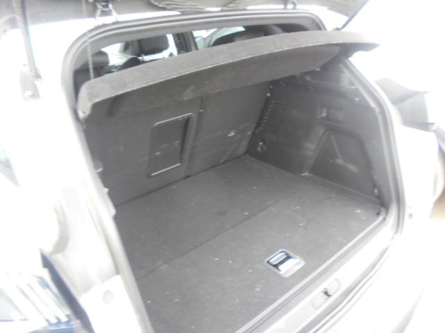 Foto Peugeot 3008 Hybrid 10