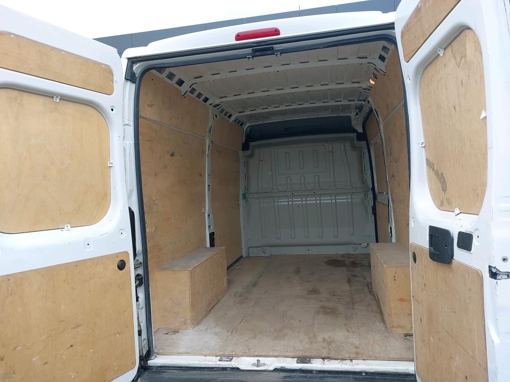 Peugeot BOXER TOLE 330 L2H2 BLUEHDI 120 S&S PREMIUM 2021