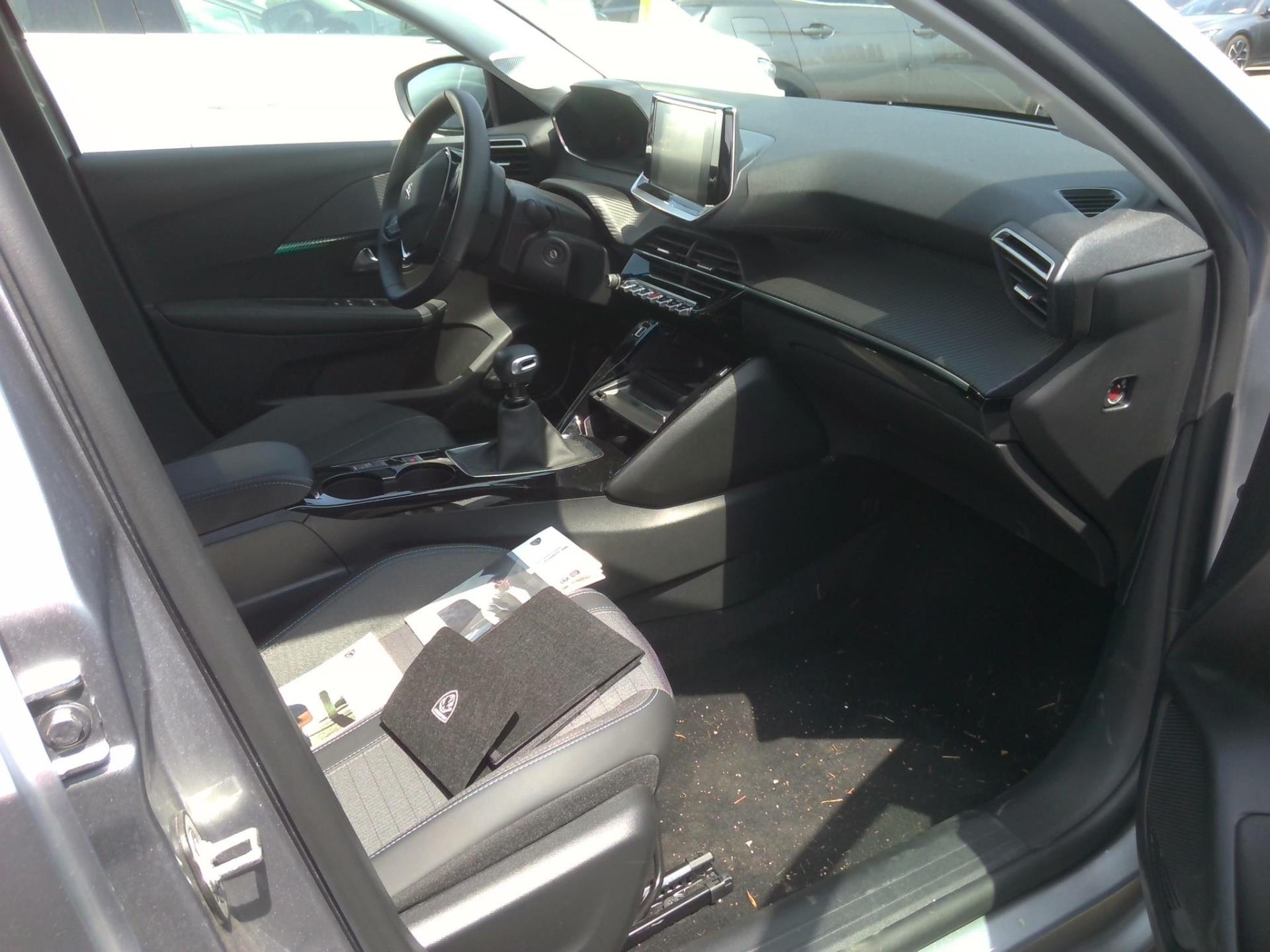Peugeot 208 PureTech 100 S&S BVM6 Allure 2023