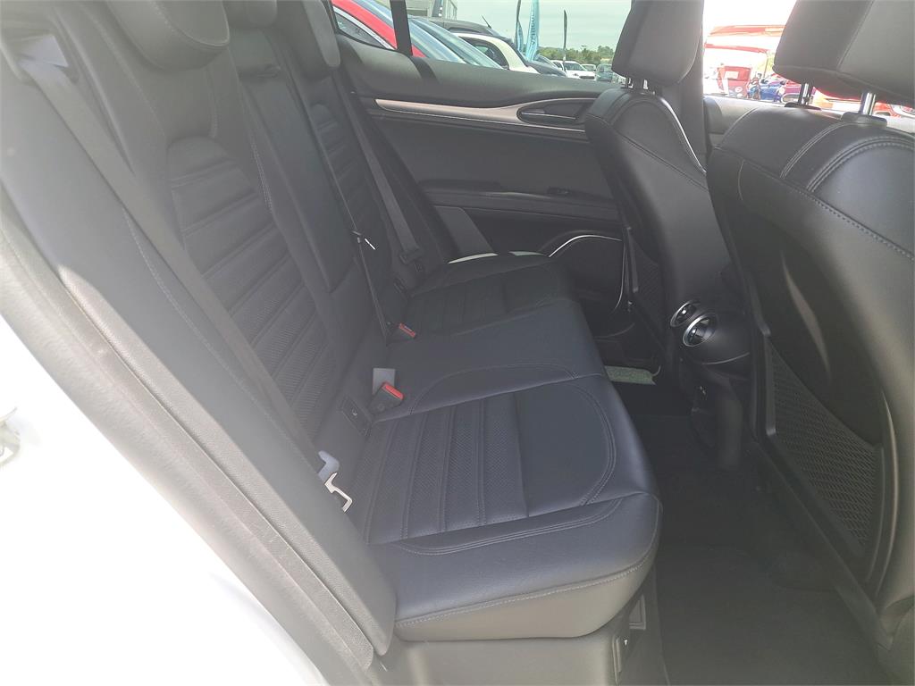 ALFA ROMEO Stelvio 2.2 160 ch AT8 Sprint 2020