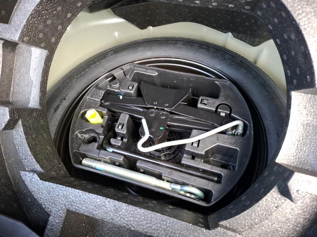 DS DS 3 PureTech 130 EAT8 Performance Line 2024