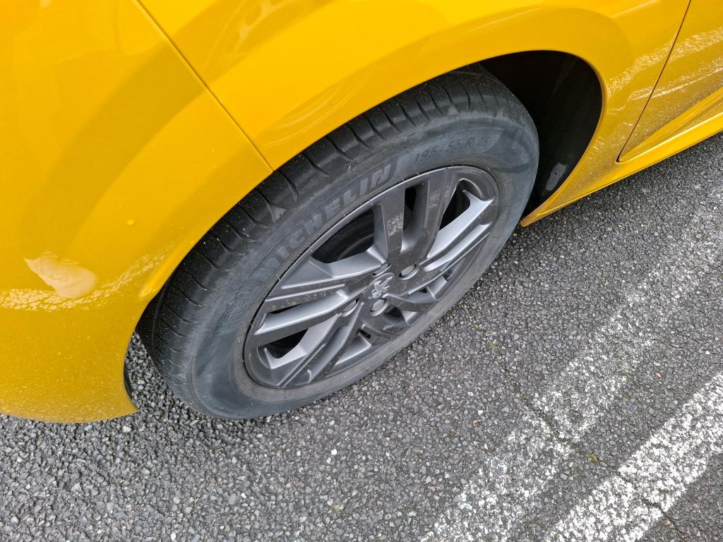 Peugeot 208 PureTech 75 S&S BVM5 Active Pack 2022