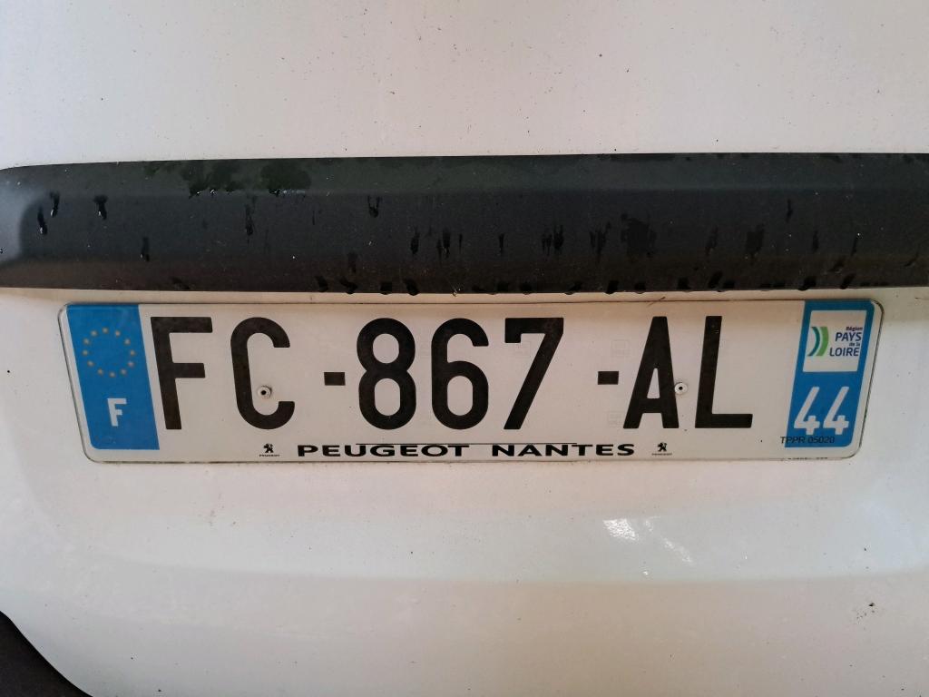 Peugeot EXPERT FGN TOLE STANDARD 2.0  BLUEHDI 120 S&S BVM6 PREMIUM 2018