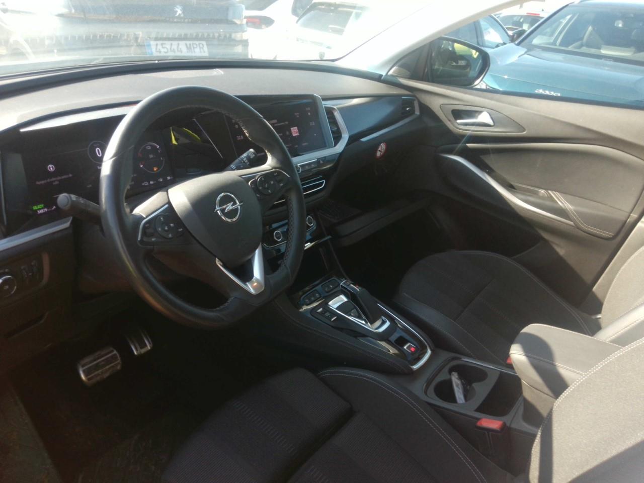 Foto Opel Grandland PHEV 3