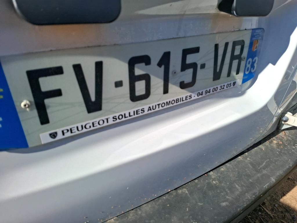 Peugeot EXPERT FGN TOLE STANDARD 2.0  BLUEHDI 120 S&S BVM6 PREMIUM 2020