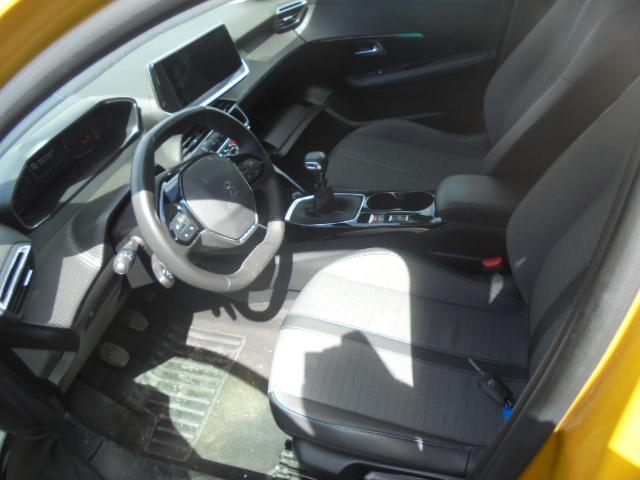 Foto Peugeot 208 13